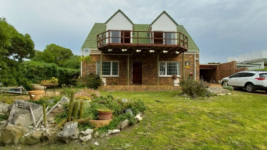 4 Bedroom Property for Sale in Bettys Bay Western Cape